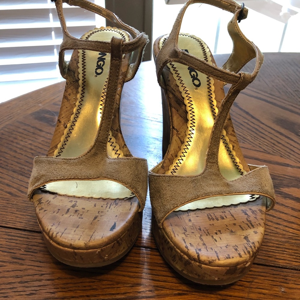 Cork wedge
